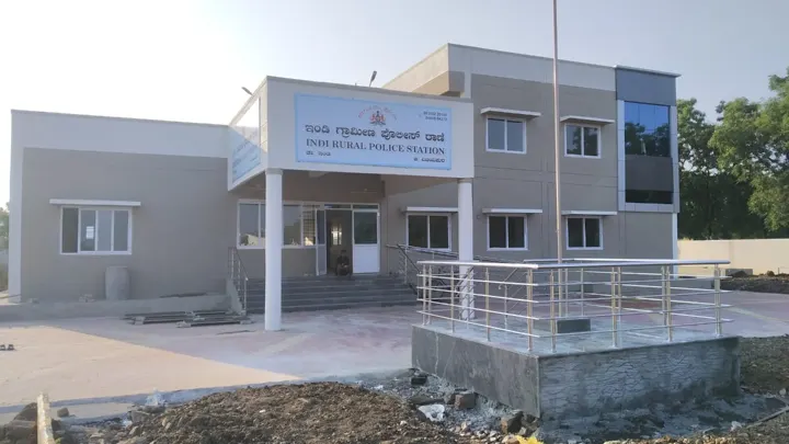 Indi Rural Police Station — Astrapia project photograph 160