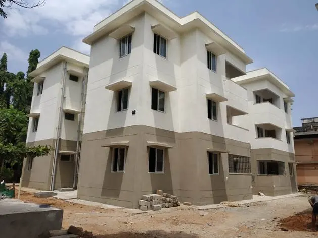 Karwar 24 Pc And 4 Si Quarters — Astrapia project photograph 168